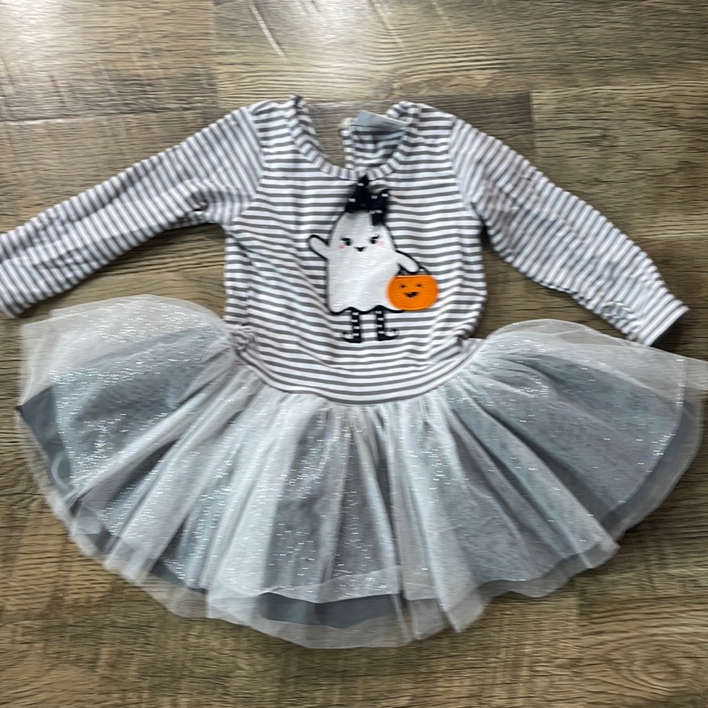 Counting Daisies Halloween Outfit